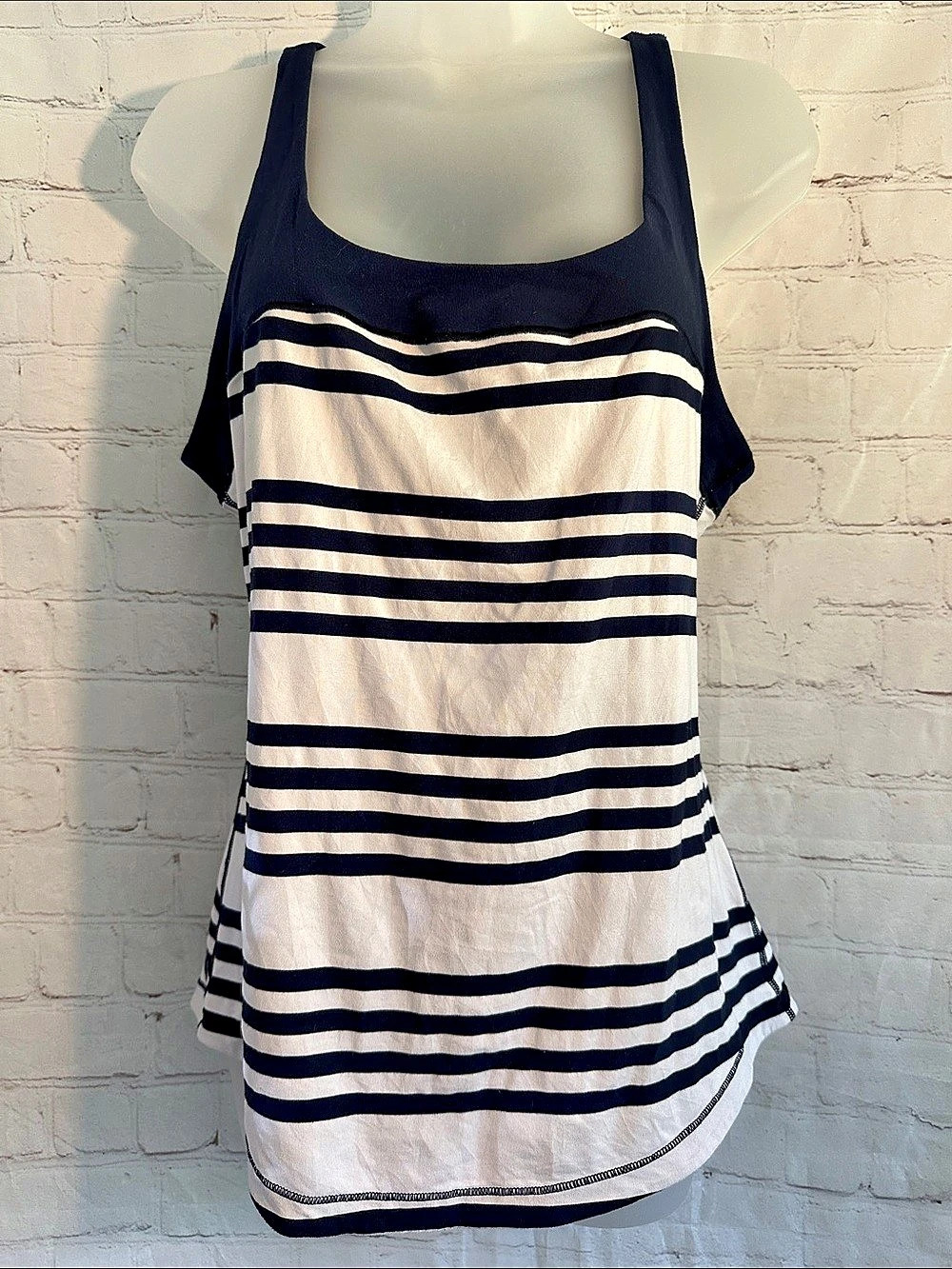 lululemon Run First Base Tank Striped Top in Blue & White Rulu Fabric S/M - Picture 3 of 6